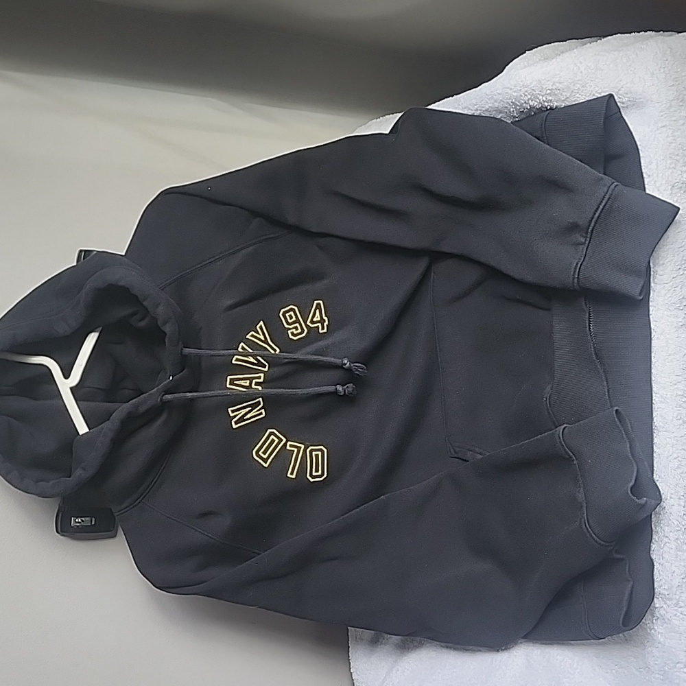 Old Navy Sweatshirt NWOT Black Medium